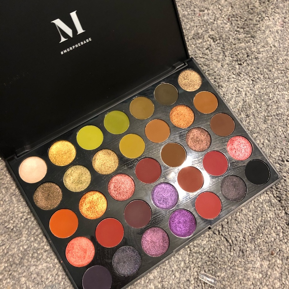 Morphe 35M eyeshadow palette